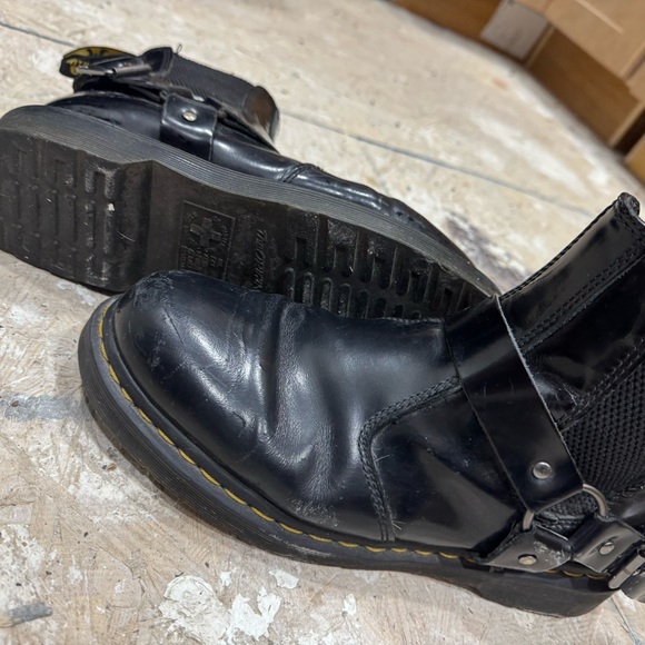 Dr. Martens slightly worn motorcycle Chelsea boot 9.5 - Picture 7 of 8